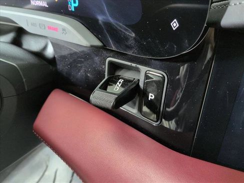 Certified 2023 Porsche Taycan GTS image 14