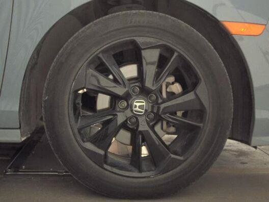 Used 2024 Honda Odyssey Sport image 8