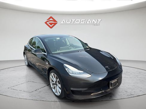 Used 2019 Tesla Model 3 Mid Range RWD image 5