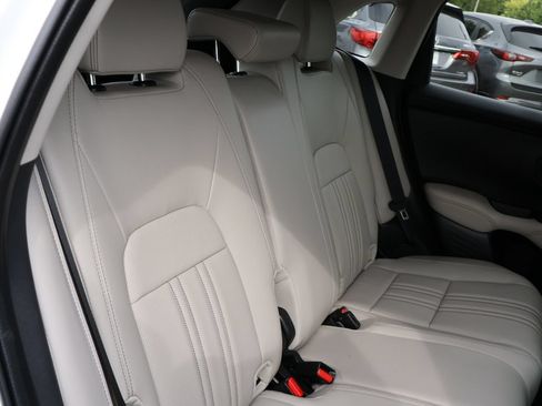 Certified 2026 Honda HR-V EX-L image 12