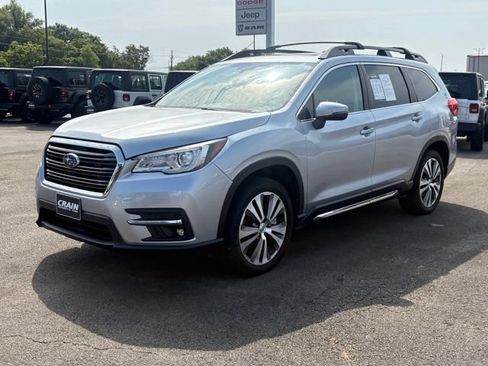 Used 2022 Subaru Ascent Limited w/ Technology Package AWD/4WD image 3
