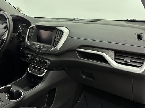 Used 2023 GMC Terrain SLE w/ Driver Convenience Package image 33