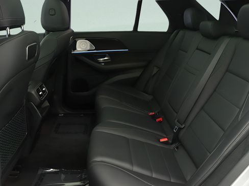 Used 2020 Mercedes-Benz GLE 450 4MATIC image 31
