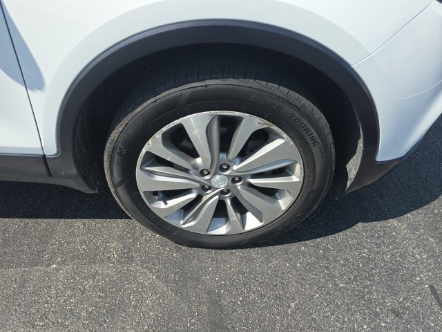 Certified 2018 Buick Encore Preferred FWD image 9