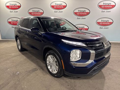 Used 2023 Mitsubishi Outlander ES image 3