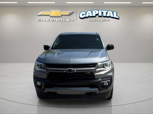 Used 2022 Chevrolet Colorado Z71 AWD/4WD image 9