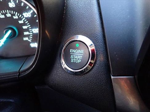 Used 2020 Ford EcoSport SE w/ SE Convenience Package image 23