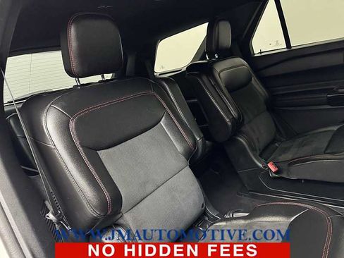 Used 2022 Ford Explorer ST-Line RWD image 20