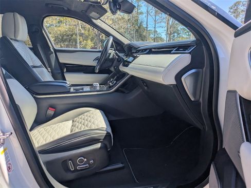 Used 2020 Land Rover Range Rover Velar SV Autobiography Dynamic image 3