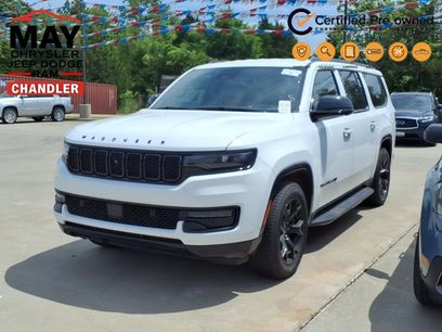 Used 2025 Jeep Wagoneer L Series II w/ Convenience Group I