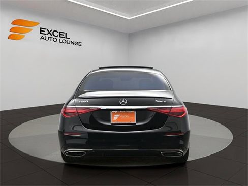Used 2022 Mercedes-Benz S 580 4MATIC Sedan image 4