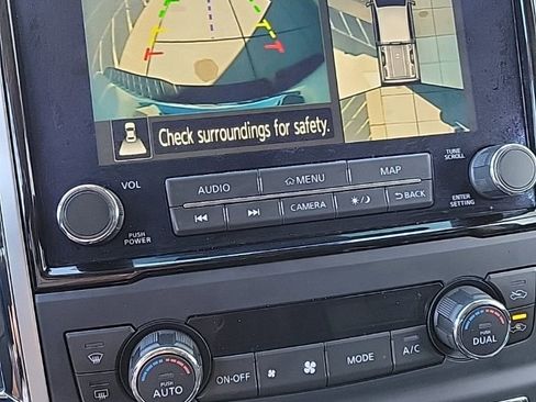 Certified 2021 Nissan Titan SL w/ Moonroof Package image 32