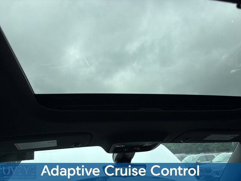Used 2023 Chevrolet Traverse LT w/ LT Premium Package AWD/4WD image 12