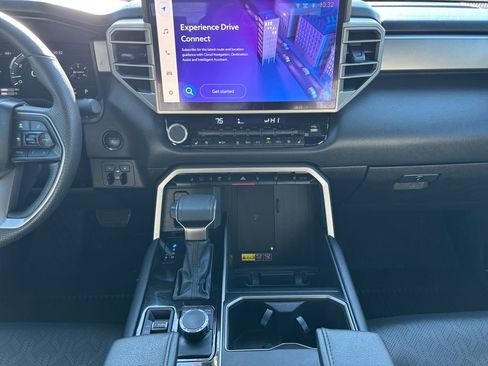 Used 2025 Toyota Tundra Limited image 12