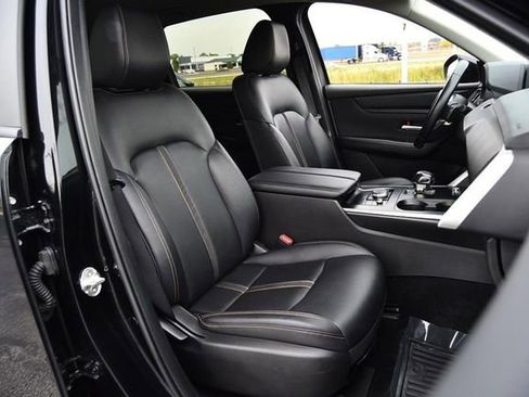 Used 2024 MAZDA CX-90 3.3 Turbo w/ Select Package image 21