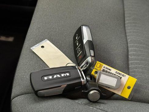 Certified 2022 RAM 1500 Big Horn image 29