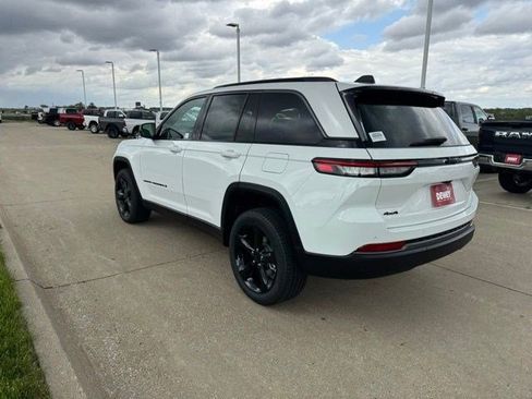 New 2026 Jeep Grand Cherokee Limited AWD/4WD image 5