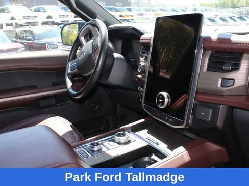 Used 2023 Ford Expedition Max Limited AWD/4WD image 25