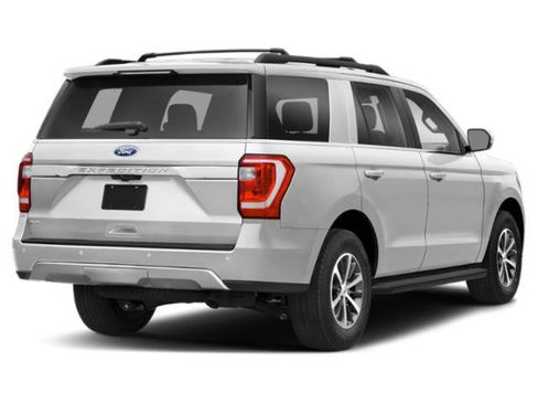 Used 2021 Ford Expedition XLT RWD image 2
