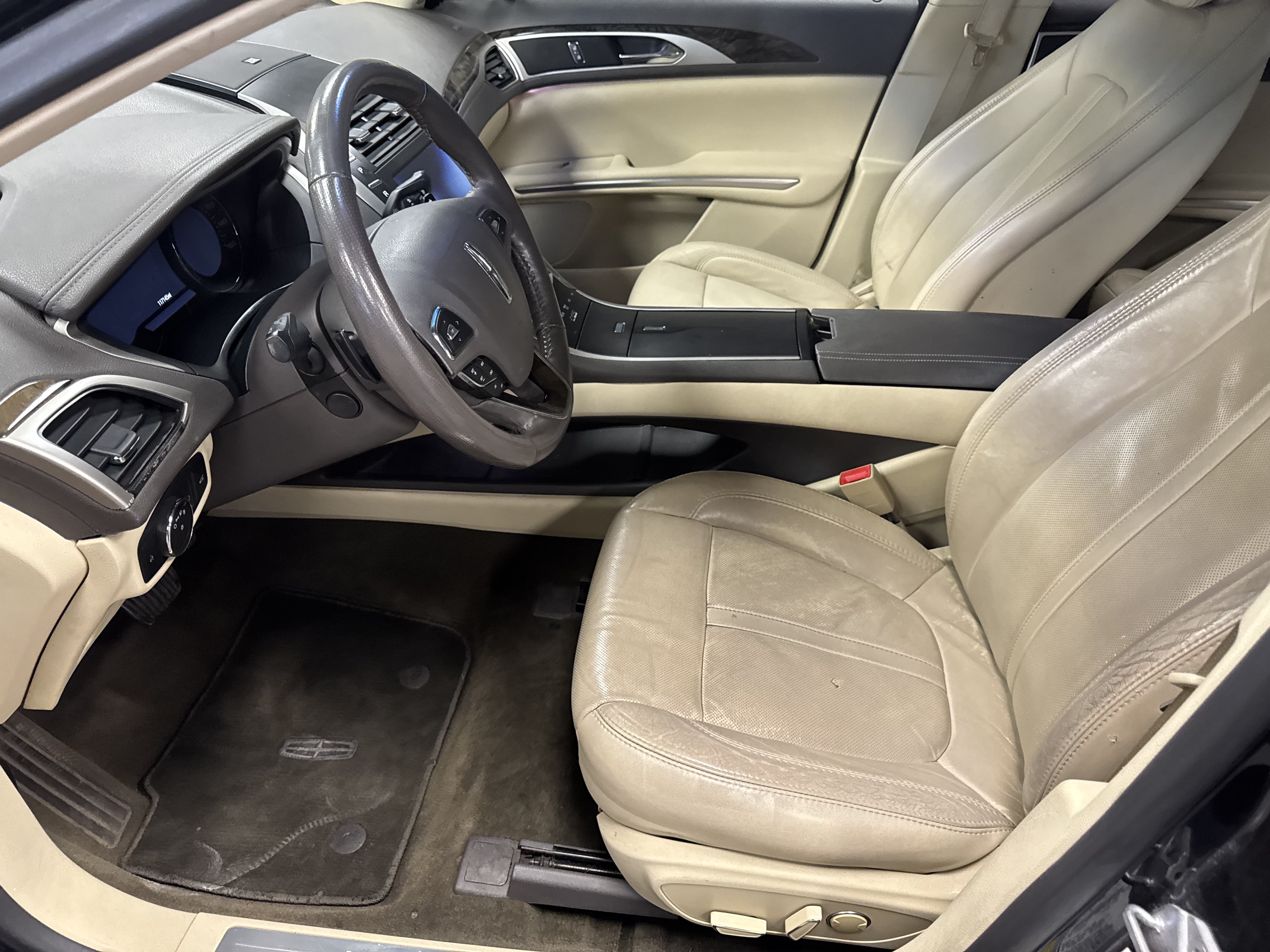 Used 2014 Lincoln MKZ w/ Equipment Group 102A Reserve FWD image 9