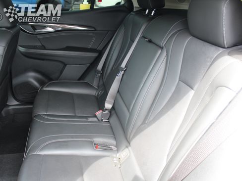 Used 2022 Buick Envision Essence w/ Safety Package FWD image 23