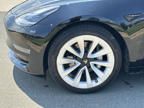 Used 2021 Tesla Model 3 Long Range AWD/4WD image 13