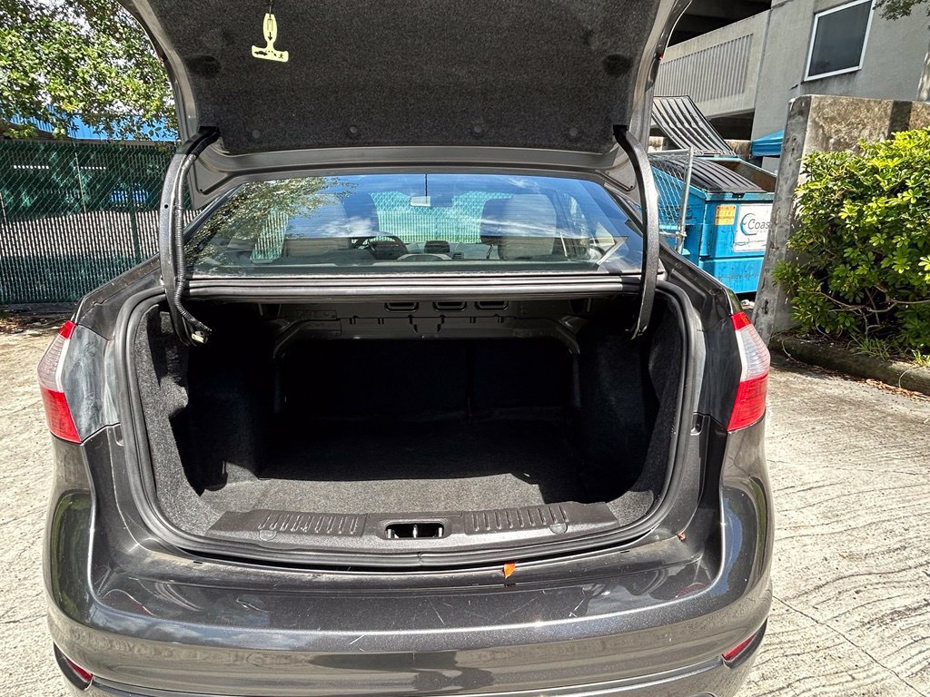 Used 2016 Ford Fiesta SE FWD image 32