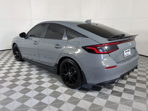 Used 2025 Honda Civic Sport image 3