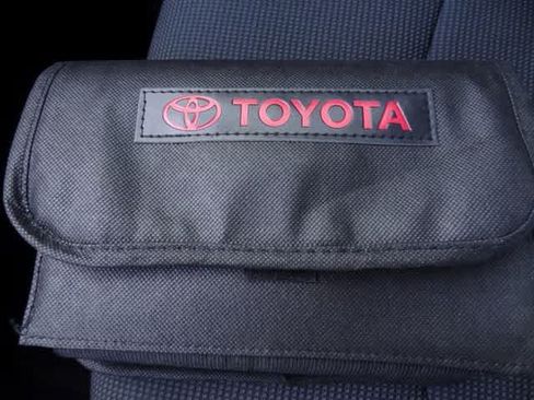 Used 2023 Toyota RAV4 LE FWD image 27