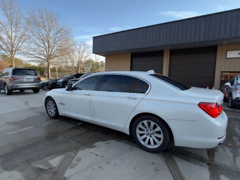 Used 2009 BMW 750Li image 5
