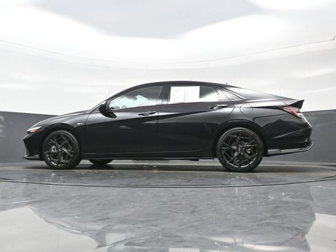 Certified 2025 Hyundai Elantra N Line image 29