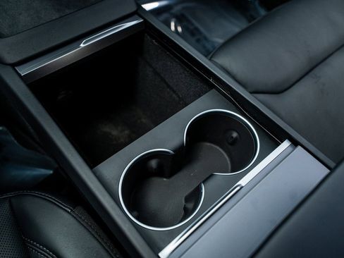 Used 2025 Tesla Model 3 Long Range image 46