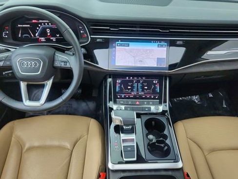 Used 2023 Audi Q8 Premium Plus w/ Premium Plus Package image 35