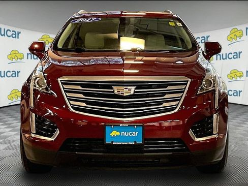 Used 2017 Cadillac XT5 Luxury w/ Driver Awareness Package AWD/4WD image 2