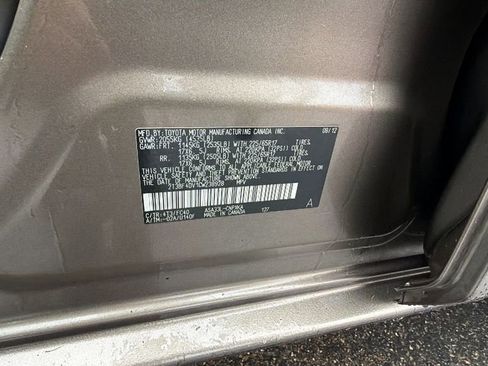 Used 2012 Toyota RAV4 4WD image 33