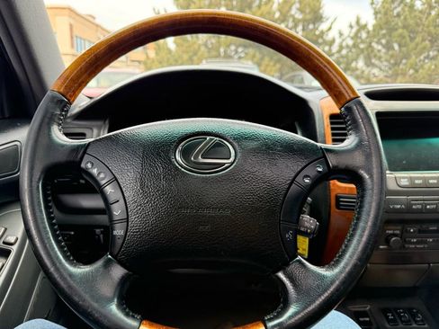 Used 2005 Lexus GX 470 image 31