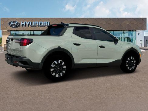 Used 2025 Hyundai Santa Cruz SEL image 8