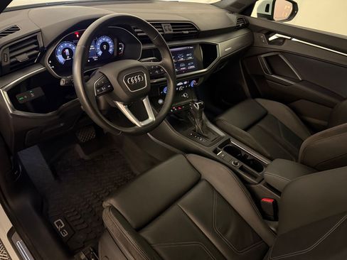 Used 2020 Audi Q3 2.0T Premium Plus AWD/4WD image 4