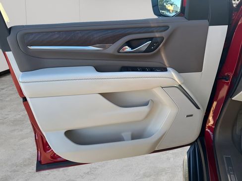 Used 2021 GMC Yukon XL Denali image 26