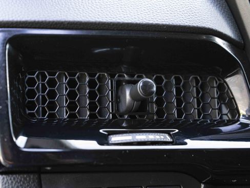 Used 2024 Honda CR-V EX-L image 38