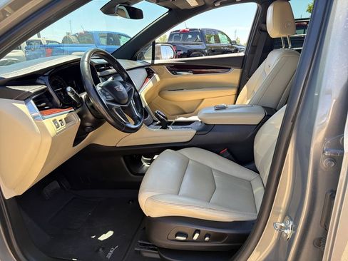 Used 2019 Cadillac XT5 Premium Luxury AWD/4WD image 21