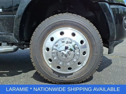 New 2026 RAM 5500 4x4 Crew Cab w/ Laramie Trim Package image 9