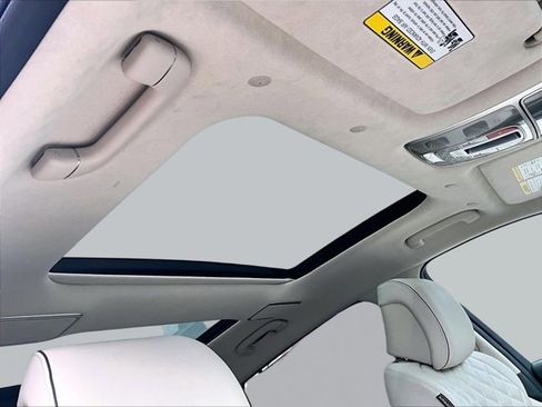 Used 2025 Genesis GV80 3.5T Prestige image 17