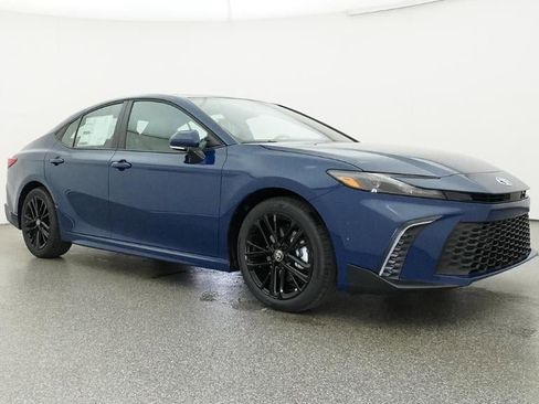 New 2026 Toyota Camry SE image 29