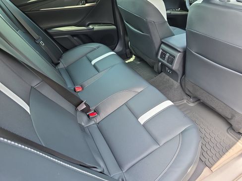 Used 2026 Toyota Camry SE w/ Convenience Package FWD image 11