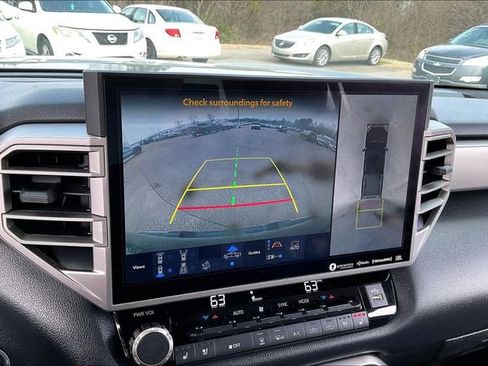 Used 2022 Toyota Tundra Limited image 11