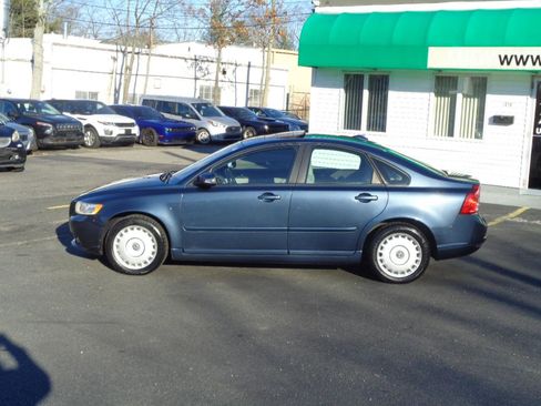Used 2009 Volvo S40 2.4i FWD image 9