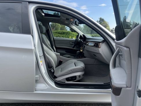 Used 2008 BMW 328i Sedan RWD image 21