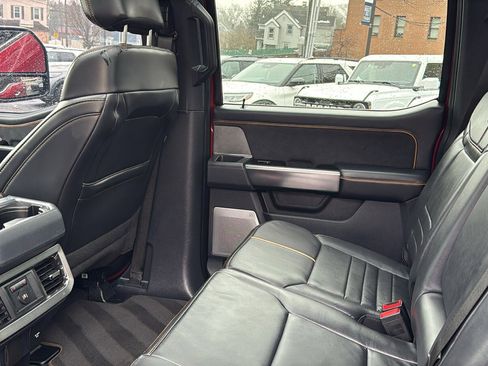 Used 2024 Ford F350 Platinum w/ FX4 Off-Road Package image 32