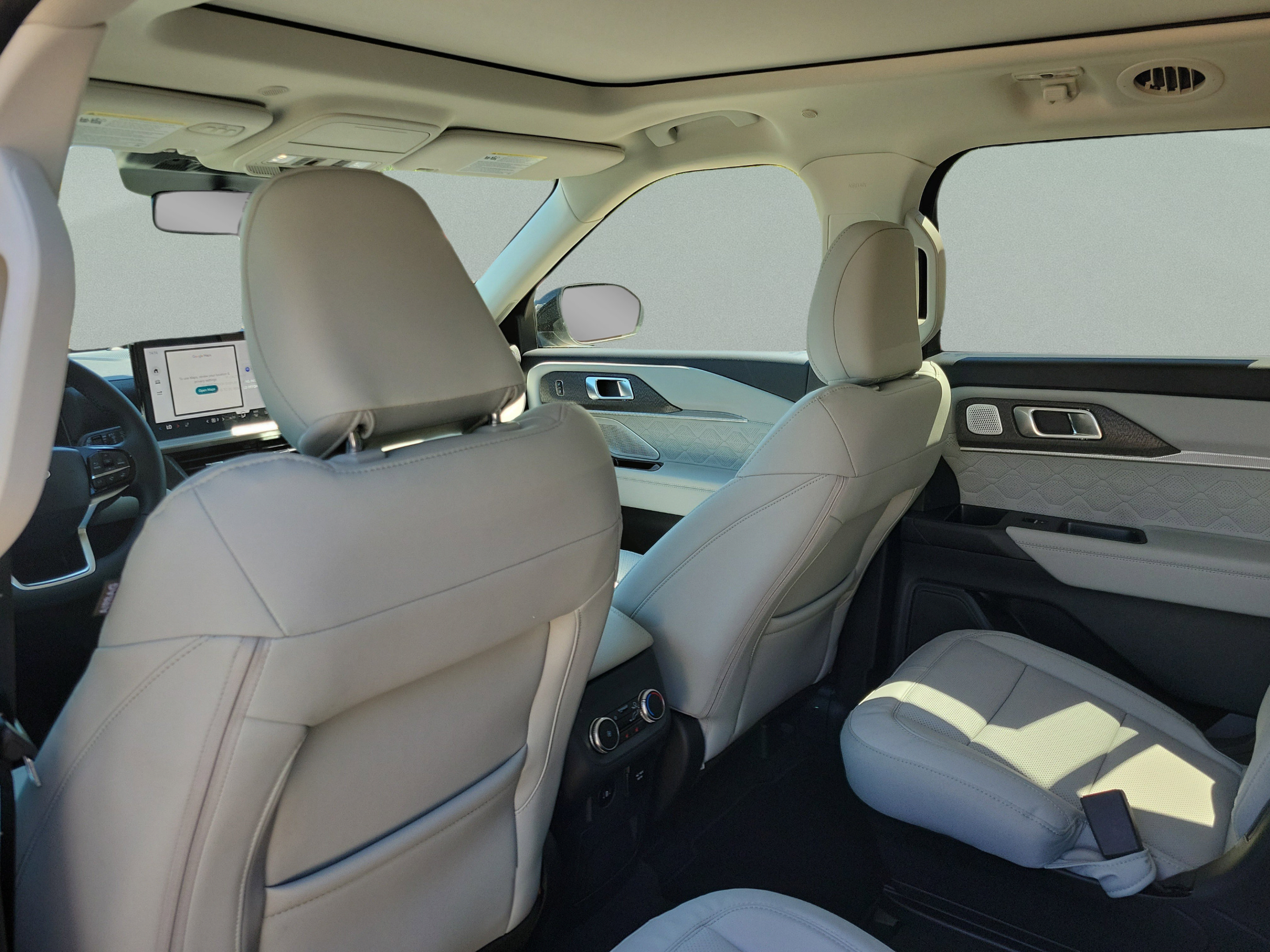 New 2026 Ford Explorer Platinum w/ LUX Leather Package AWD/4WD image 22